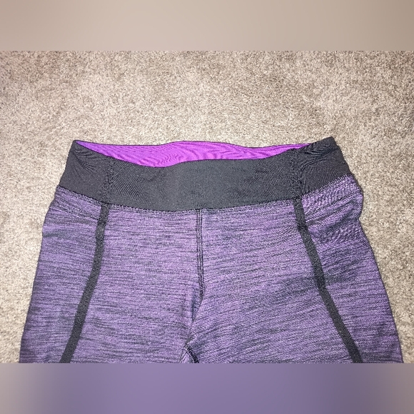Lululemon Leggings size 6 - Picture 4 of 10